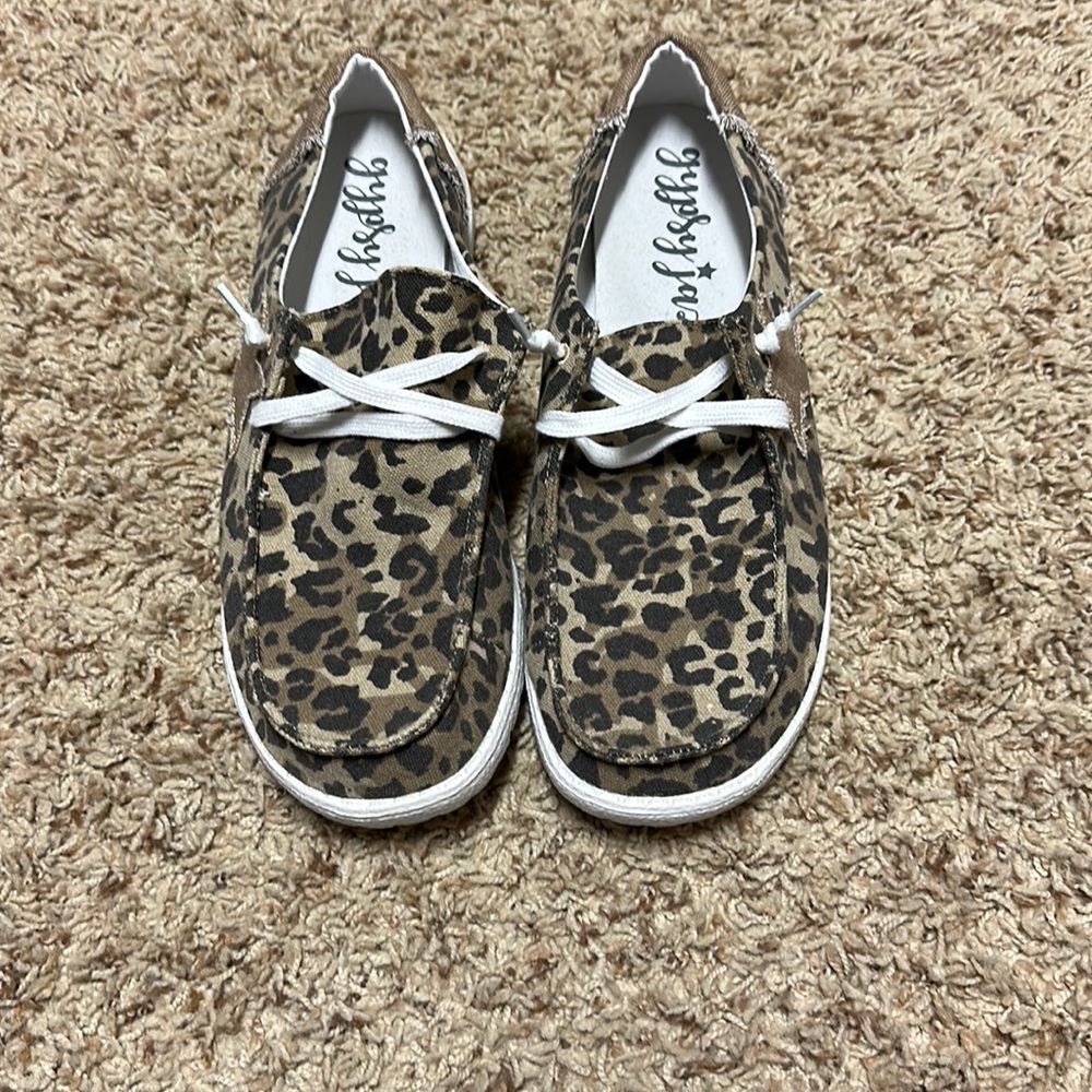 Gypsy Jazz women’s slip on